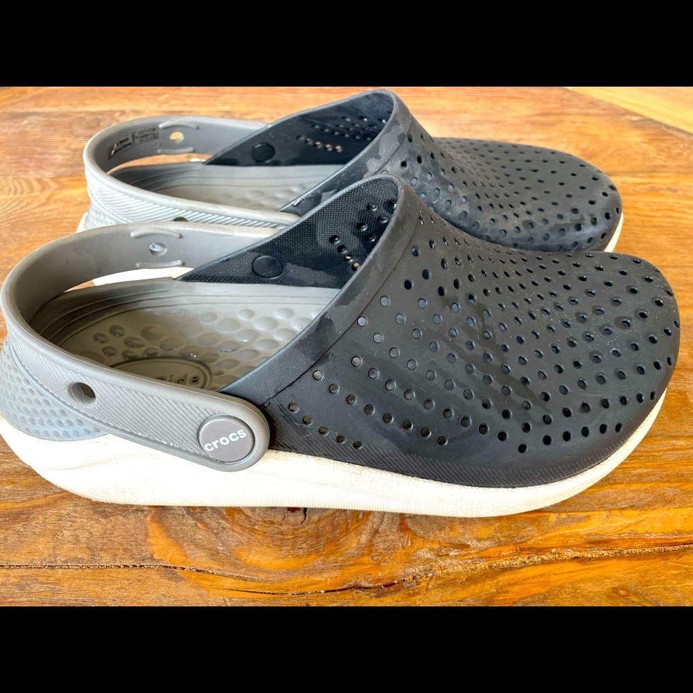 Crocs